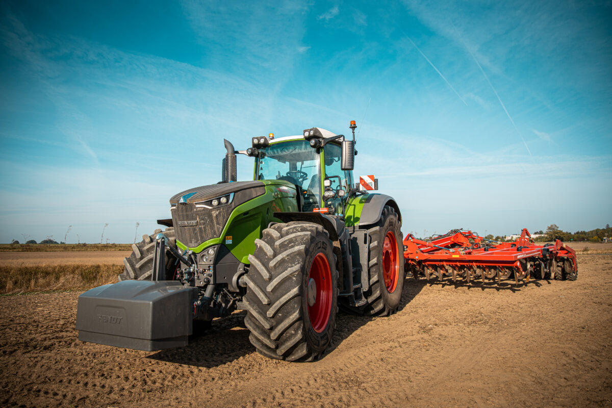 Nowe ciągniki rolnicze Fendt Agravis Technik Polska