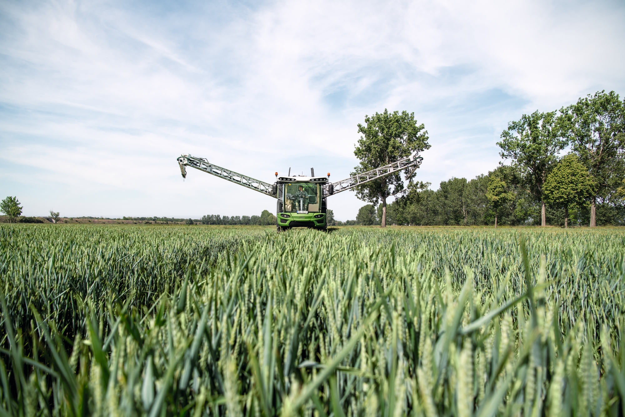 opryskiwacz-fendt-rogator-600