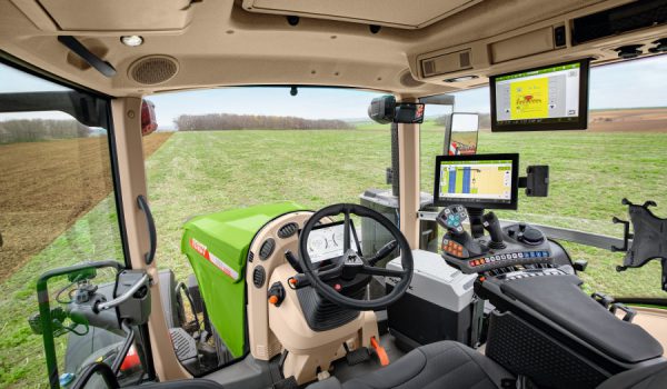 Komfortowa kabina Fendt Vario 1000