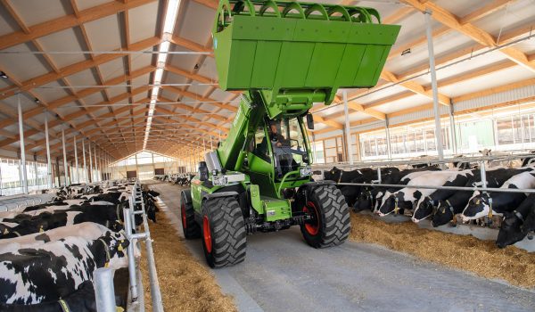 Ładowarka teleskopowa Fendt Cargo T955 sprawdzi się w każdym typie gospodarstwie