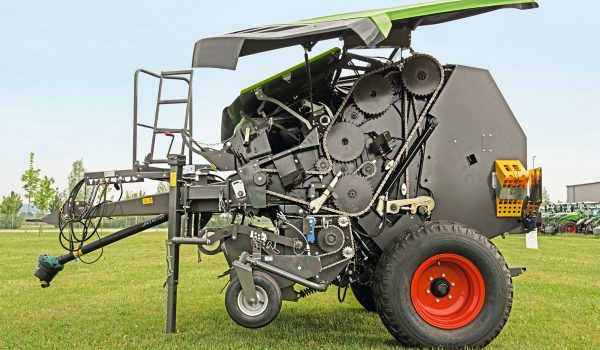 Stałokomorowa prasa zwijające Fendt Rotana 130 F Xtra