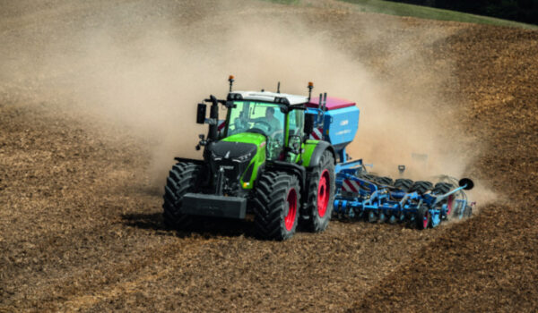Ciągnik Fendt 300 Vario Gen5