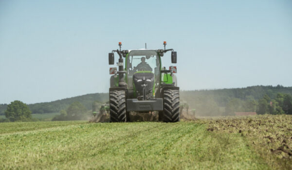 Ciągnik Fendt Vario 700 Gen 7.1