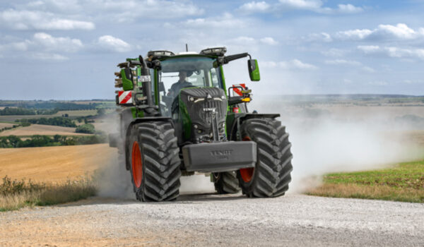 Ciągnik Fendt 800 Vario